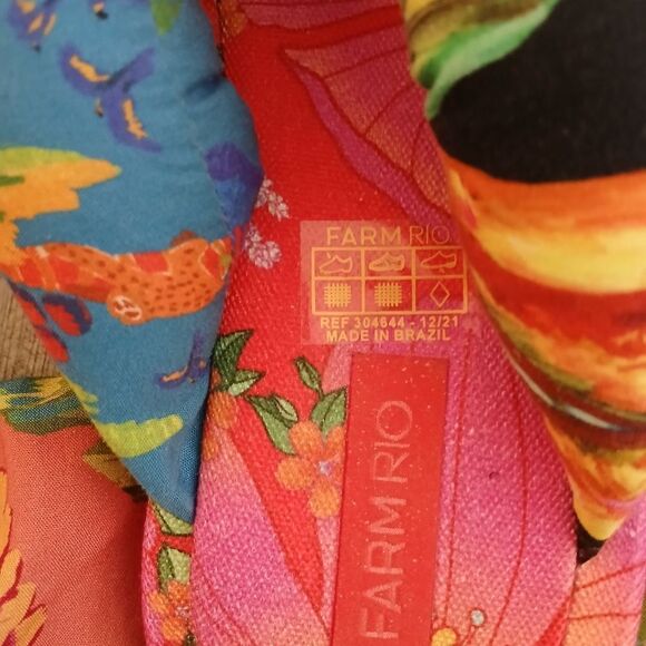 FARM Rio Multicolor Floral Accessories - Picture 3 of 4